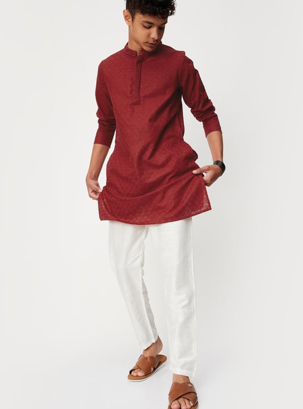 Boys Embroidered Kurta and Pyjamas