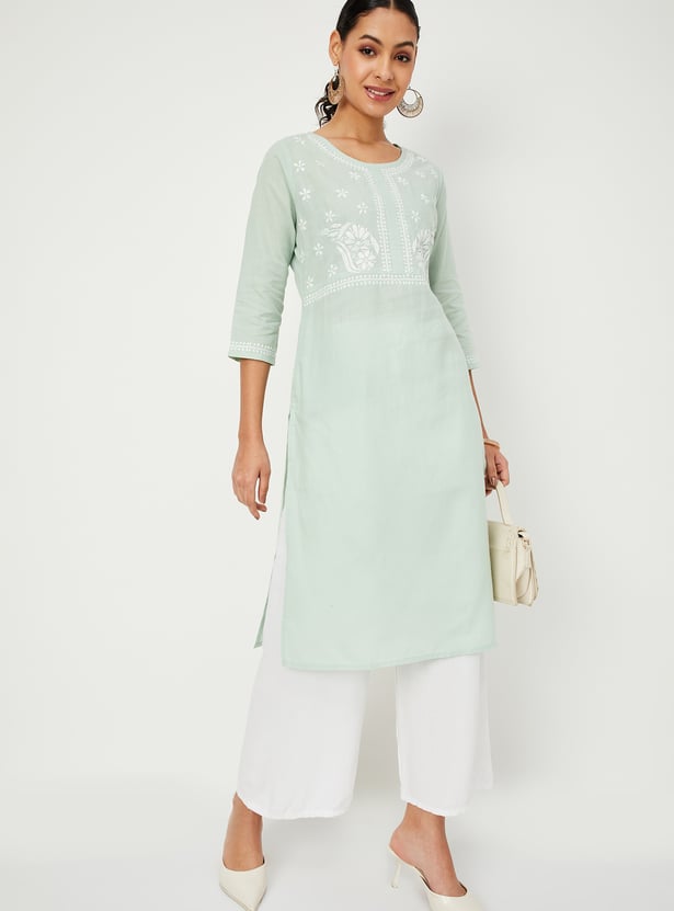 Women Chikankari Embroidered Straight Kurta