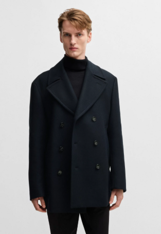 Double-breasted coat in a wool blend